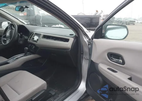 2017 Honda Hr-V Lx z USA, uszkodzony, nr VIN 3CZRU6H32HG701962